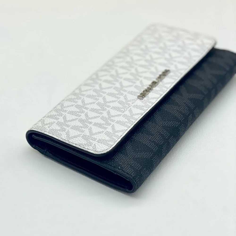 Michael Kors Jet Set Large Signature Logo TriFold Wallet